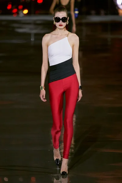 Look 22